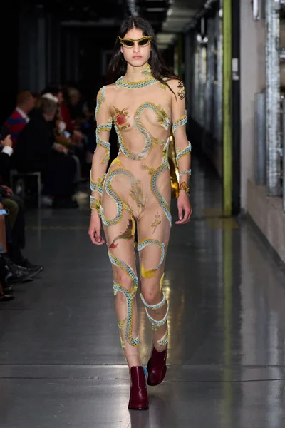 Look 57